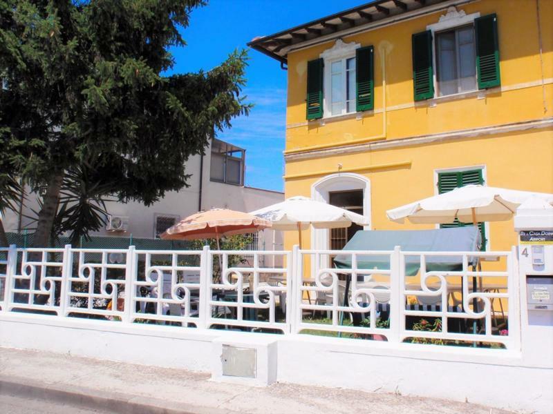 Hotel A Casa Doina Airport Pisa Exterior foto